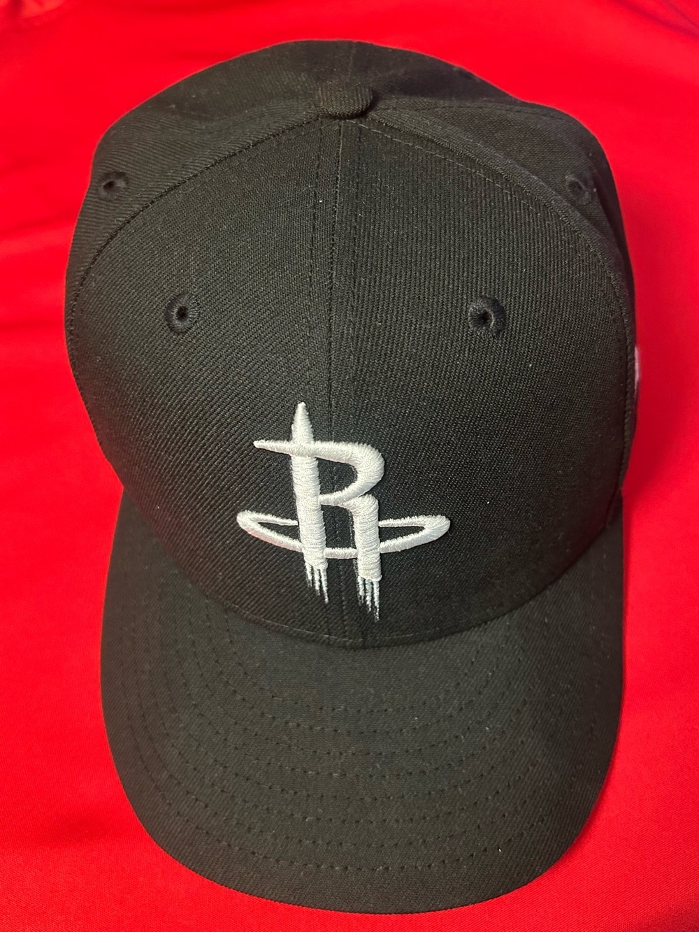 New Era Black Baseball Cap with White Houston Rockets Logo